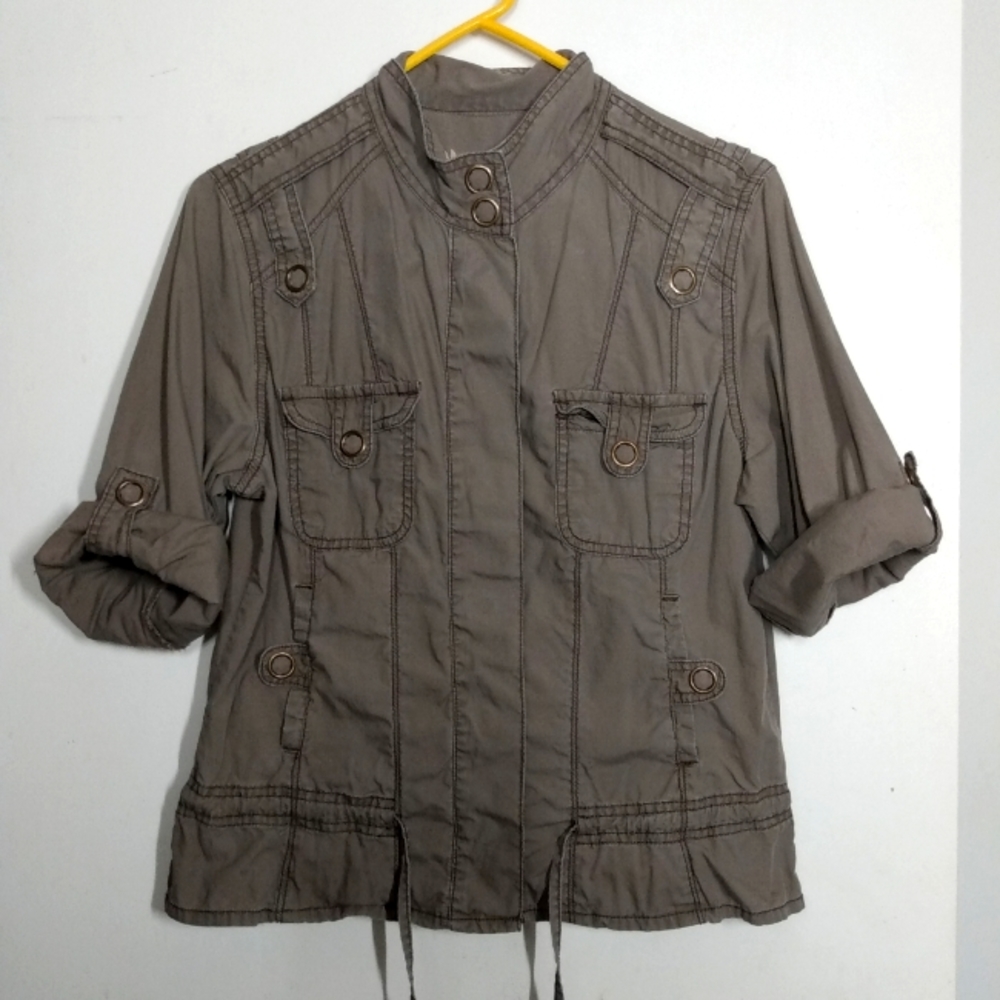 Mossimo Jacket/Blouse Sz L. Fits a M/L. Color Khaki